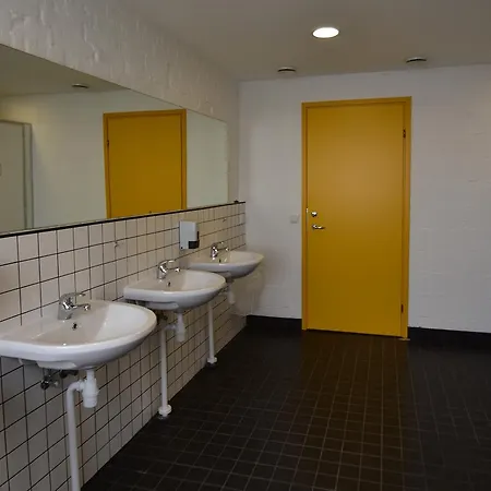 Saare Automatic Hostel *