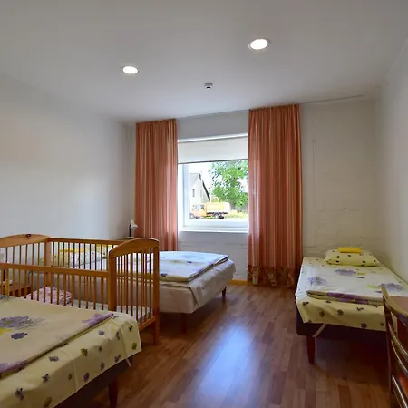 Saare Automatic Hostel *